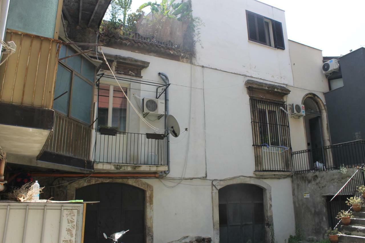 Gisira Appartment Katánie Exteriér fotografie