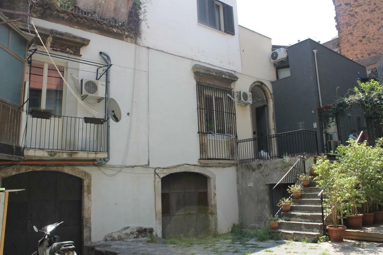 Gisira Appartment Katánie Exteriér fotografie